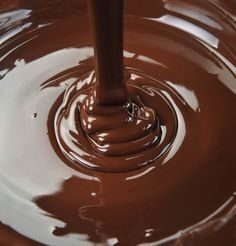 Choosing dark chocolate for printing