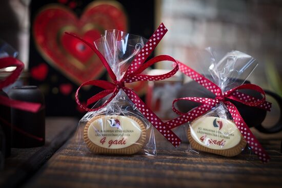 Personalized Corporate Logo Chocolate Cookies in a Bag with Ribbon, for Coffee, Events, Exhibitions, 6 g