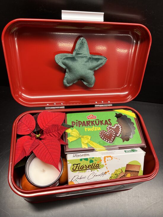 Christmas Gift Red Box with tangerines, candle, flower, gingerbread and Dubai chocolate 2.9 kg