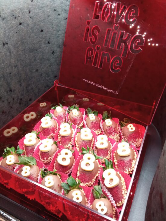 Greetings on March 8 - International Women's Day! 20 Strawberries in Chocolate, Love is Like Fire Box