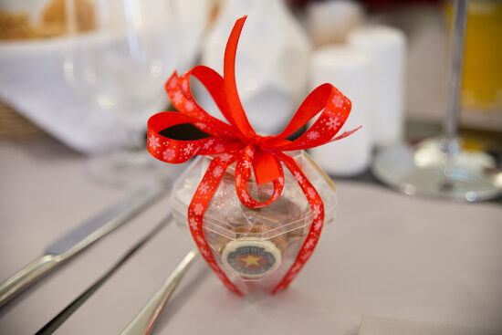 Plastmasas "Dimants" ar 8 cepumiem, 60g