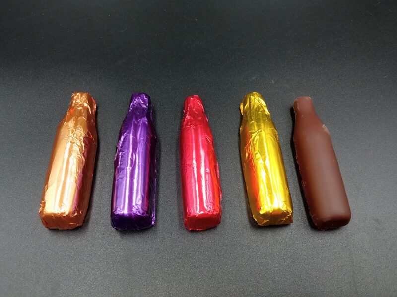 12 Šokolādes Pudelītes ar Balzamu iekšā 6.5 cm 150 g